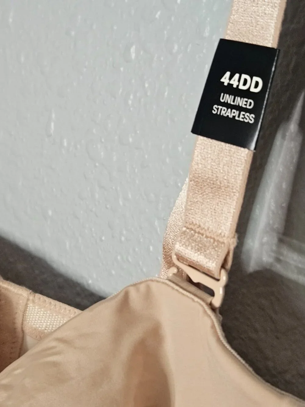 NWT Torrid Strapless UnLined Smooth StraightBack Bra Rose Dust 44DD GRIPPER BAND
